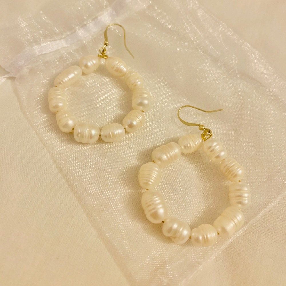 Freshwater Pearl Hoop Earrings - Picture 3 of 3
